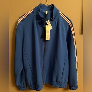 Topshop women’s sport zip up jacket. Brand new, never worn with tags. Size 10W.